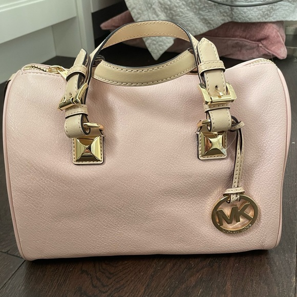 Michael Kors Pink Grayson Medium Bag - Picture 11 of 11